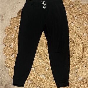 Black vuori joggers size xl